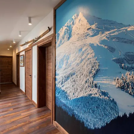 Finest Luxury Penthouse Royal Towers شقة