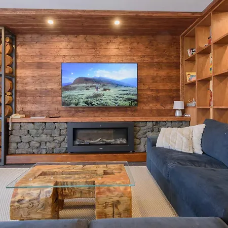 Finest Luxury Penthouse Royal Towers بانسكو