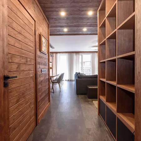 Finest Luxury Penthouse Royal Towers بانسكو