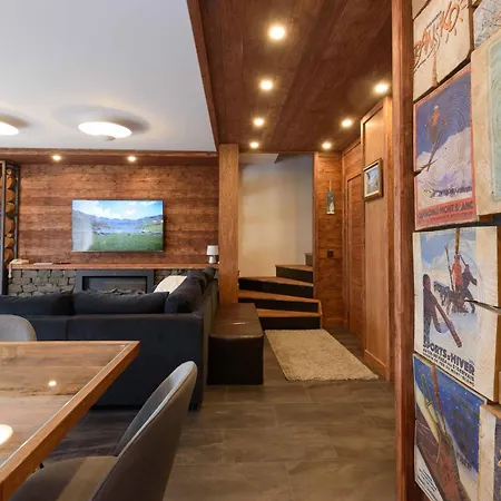 Finest Luxury Penthouse Royal Towers شقة