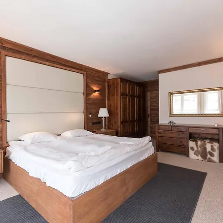 Apartment Finest Luxury Penthouse Royal Towers