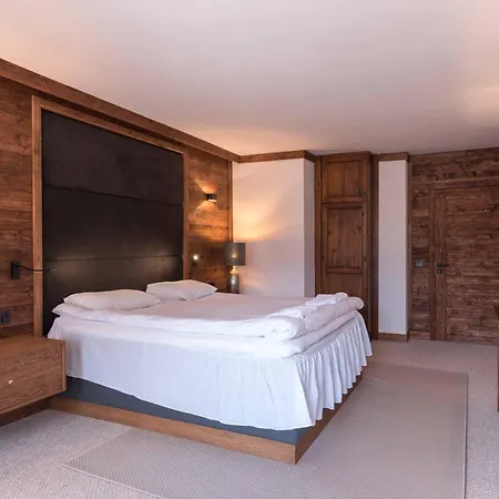 Finest Luxury Penthouse Royal Towers *